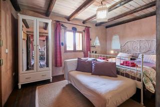 Hubara Retreat - 1
