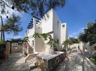 Ourania Apartments Hotel - 4