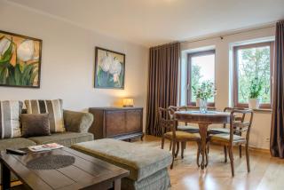 Riverside Apartment plus Parking - 7