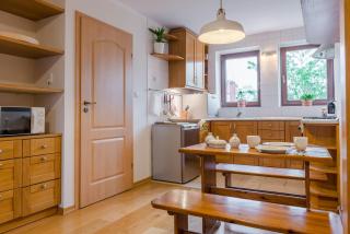 Riverside Apartment plus Parking - 9