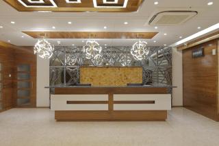Hotel Silver Heights - 9