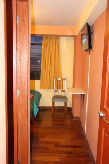 Santana Hostel - 4
