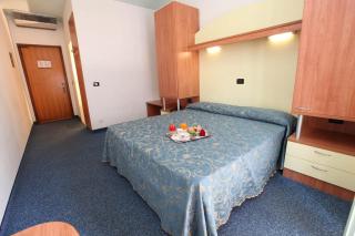 Hotel Derby S - 2