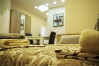 Square Studio Apartment - Niš - 4