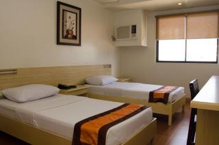 M Suites Hotel - Manila - 6