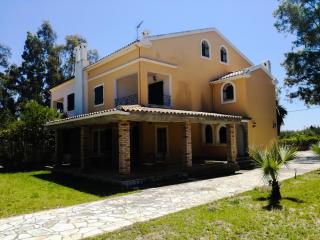 Antonia Beachfront Villa - Lefkímmi - 9
