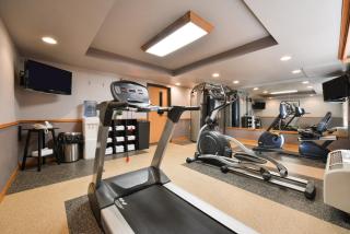 Best Western Plus Sidney Lodge - Sidney - 9