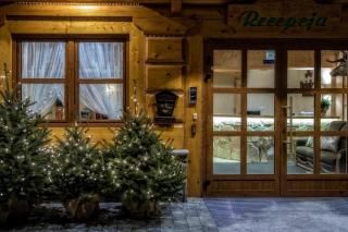 Pensjonat Dziubas - 5 minut na piechotę do stacji narciarskiej Kotelnica i term Bania, parking przy obiekcie - 0