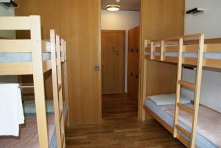 Interlaken Youth Hostel - 8