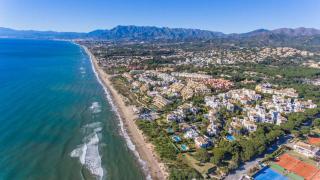 Apto situado a 20 metros de la playa con 3 piscinas, wifi 1000Mbs - 4