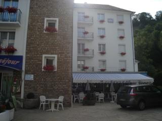 Hôtel Beauséjour - Chaudes-Aigues - 1