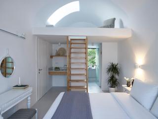 The Arches - Oia - 3