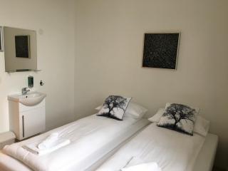 Welcome Riverside Guesthouse - Hella - 4