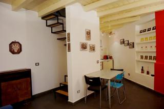 Studio Apartment Vicolo Lavandai - Milan - 8