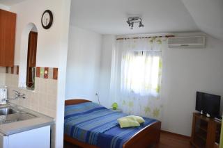 Apartments Bakuk - Stari Grad - 8