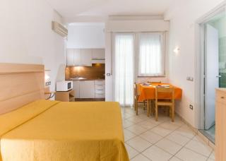 Hotel Ferrara - Cattolica - 2