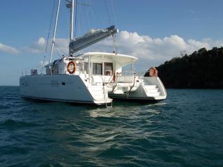 White Sails Yacht Sunrise - Singapura - 6