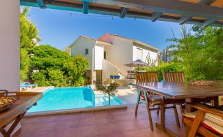 Pine and Lime Apartments - Pula - 5