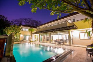 Villa Navin Premiere Pool Villa - Jomtien Beach - 4
