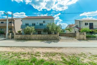 Apartments Brekalo - Pakoštane - 1