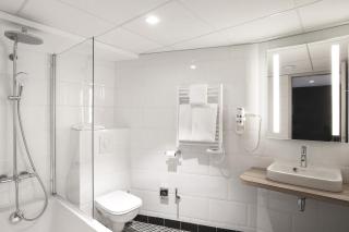 ibis Styles Laval Centre Gare - Laval - 1