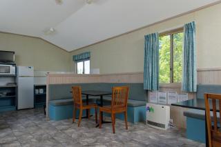 Rainbow Pines Tourist Caravan Park - Adaminaby - 5