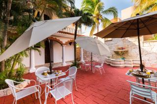 Chez Waffle Hotel - 4