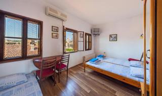 Hostel Pashov - Veliko Tŭrnovo - 9