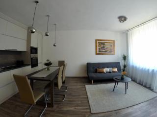 Heroes' Residence - Budapest - 0