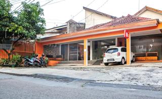 RedDoorz Syariah near BTC Fashion Mall - Bandung - 9