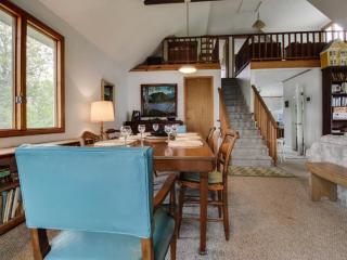 The Bird's Nest - Isle la Motte - 1