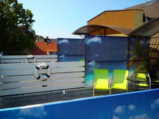 Dolphin House - 3