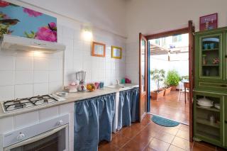 At Kalsa Quiet Flowered Terrace! Free Parking! Ideal for remote working! - Palermo - 3