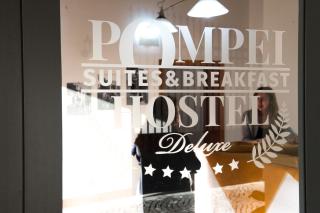 Pompei Hostel Deluxe - Pompei - 0