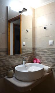 Volta Stonehouse Apartments - 4