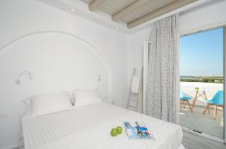 Naxian Spirit Suites & Apartments - Agia Anna Naxos - 2