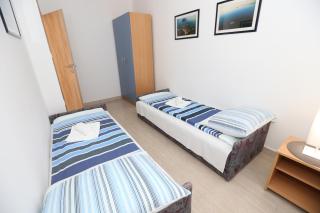 Apartment Viktorija with Terrace - Baška - 3