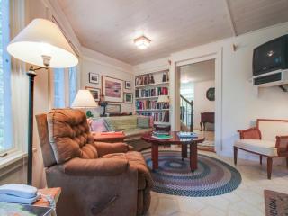 The CAVU Mansion on Bellevue - 1