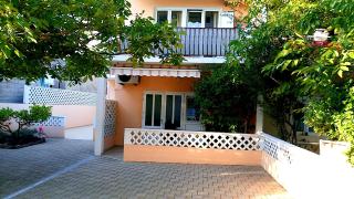 Apartments Ivan - Promajna - 0