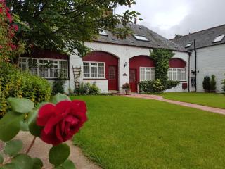 Balmoral Hotel - 1