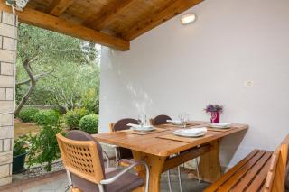 Beach apartment M & B - Poljana - 3