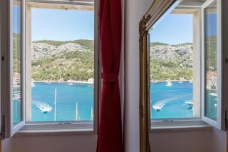 Apartment Riva 5 - Komiža - 0