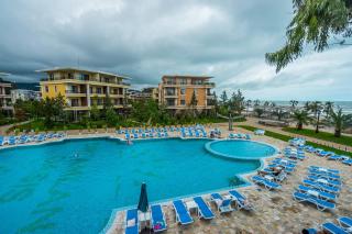 Dream Land Oasis - 8