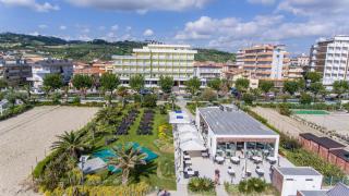 Hotel Atlas - Alba Adriatica - 0