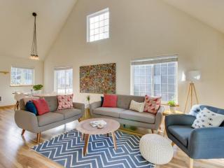Cozy Coast Modern - Nedonna Beach - 8