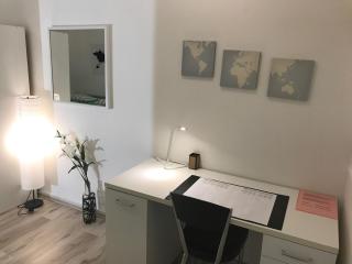 Big Homebase with Billardtable - Prague - 1