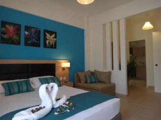 Leonidas Apartments and suites - Mola Kalyva - 3