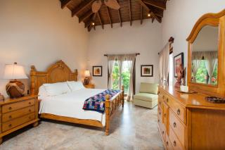 La Colina - 3 Bedrooms - 1