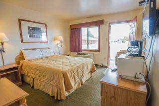 Auto Inn Motel & RV Park - Newcastle - 4