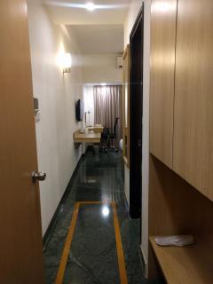Lemon Tree Hotel, Udyog Vihar, Gurugram - 3
